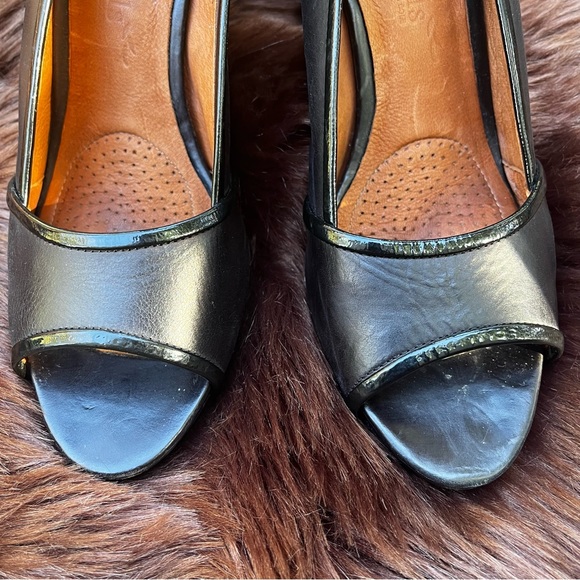 Gentle Souls by Kenneth Cole “Lindy” Heels - Picture 8 of 12